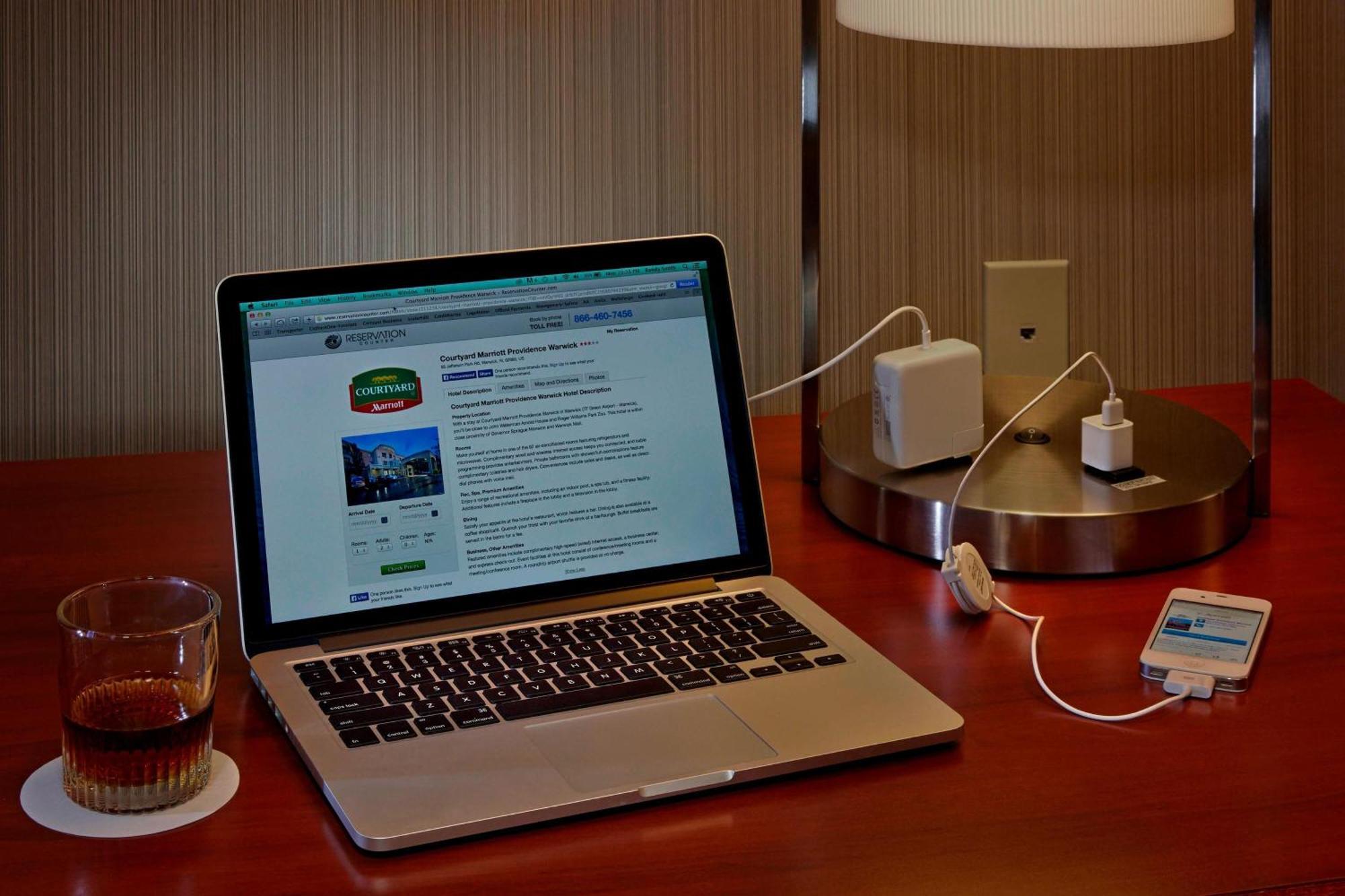 Courtyard By Marriott Providence Warwick Hotel Екстериор снимка