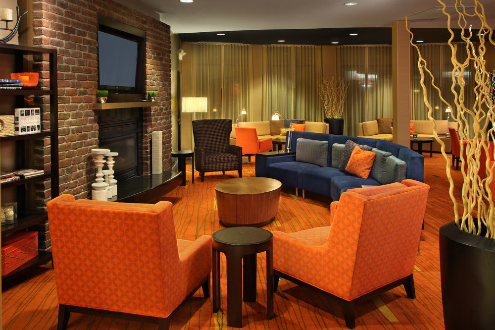 Courtyard By Marriott Providence Warwick Hotel Екстериор снимка