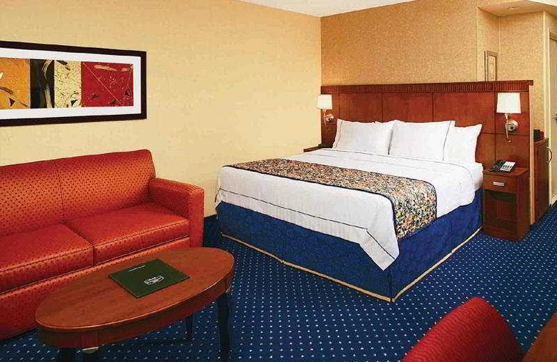 Courtyard By Marriott Providence Warwick Hotel Екстериор снимка